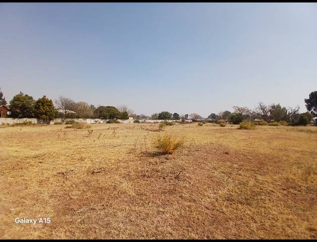 19,757M² VACANT LAND FOR SALE IN RIVERSDALE